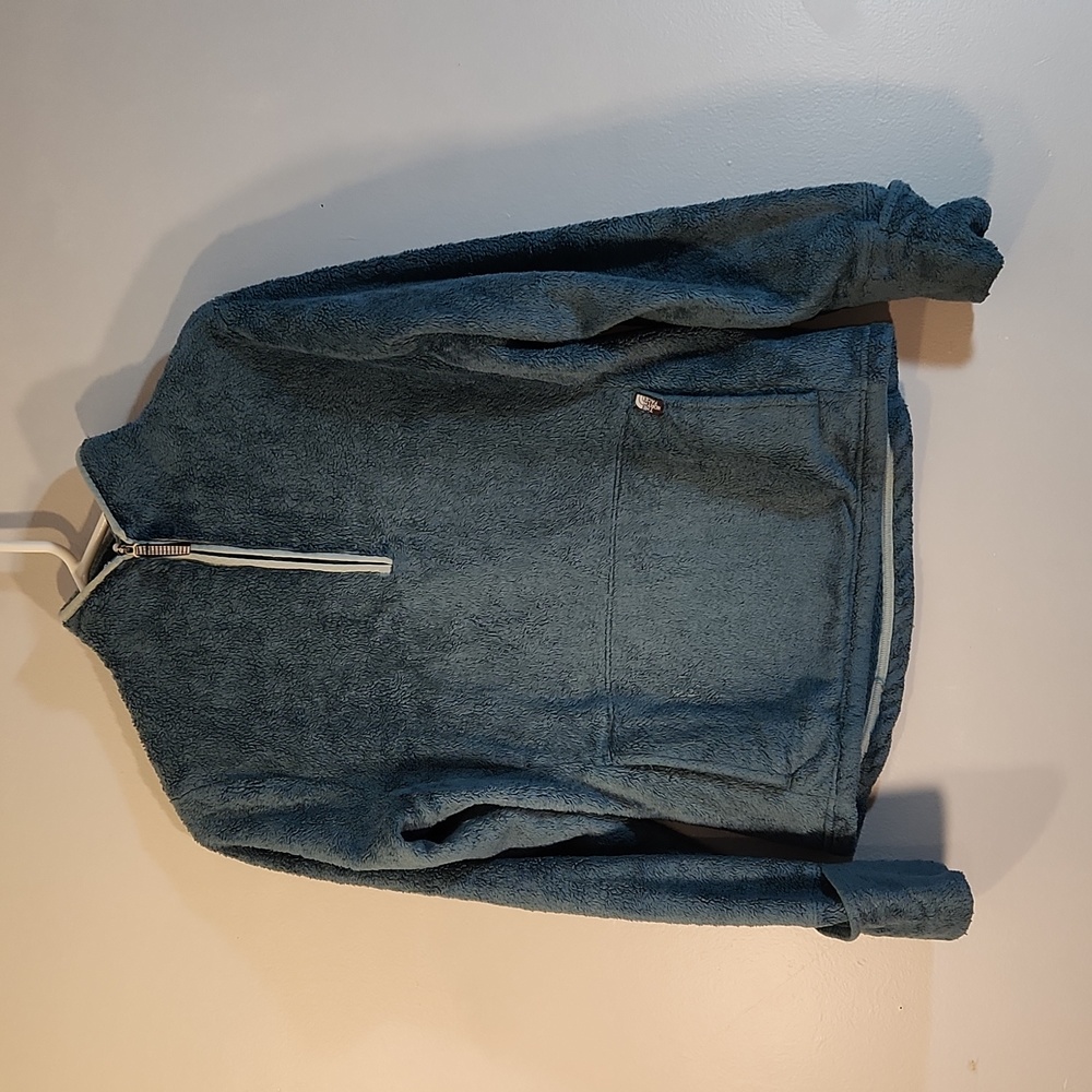 The northface sweater for women size S